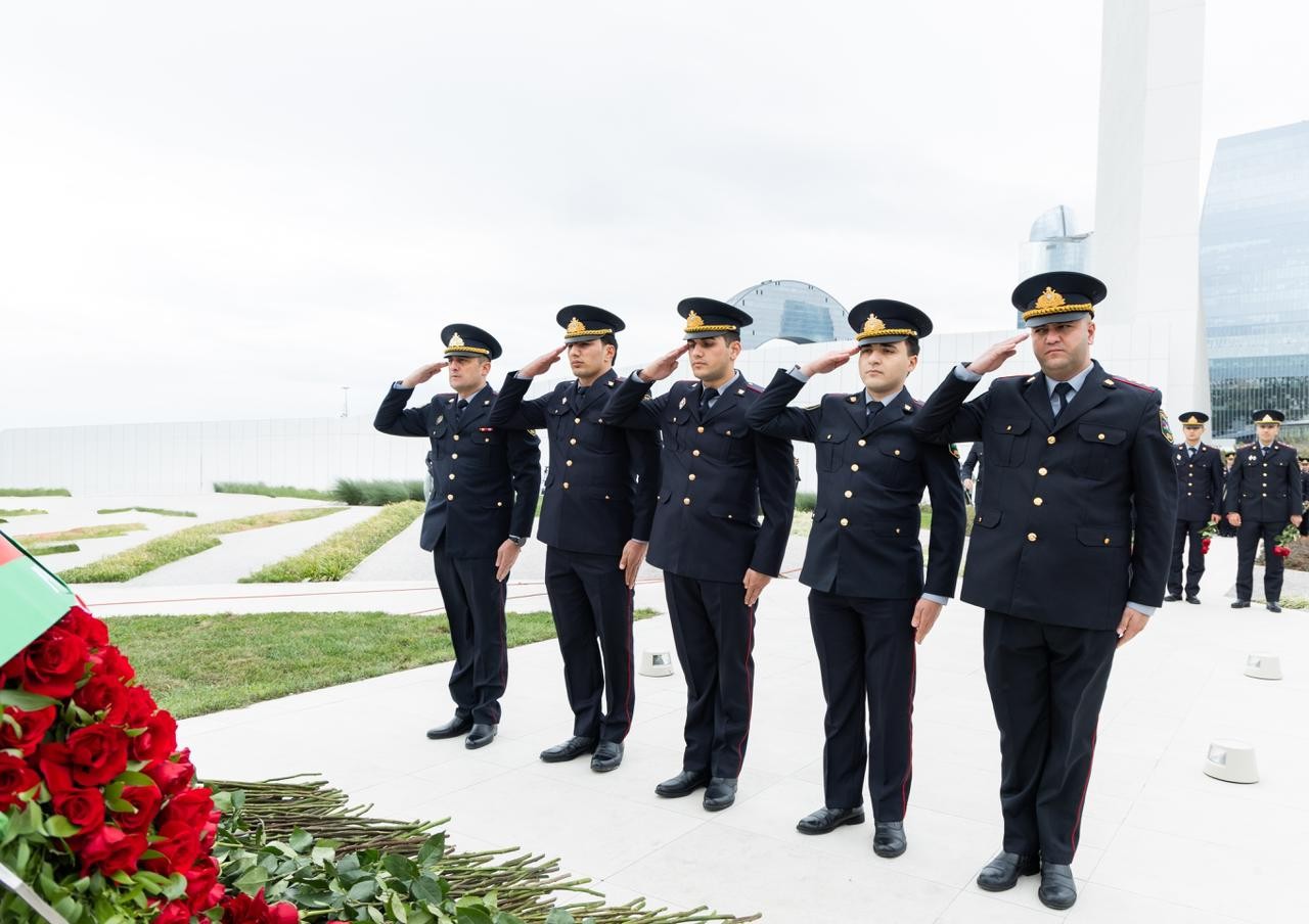 DİN heyətindən şəhidlərimizə sayğı duruşu - FOTO (VİDEO)